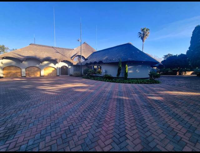 6 BEDROOM HOUSE FOR SALE IN VANDERBIJLPARK SW 5